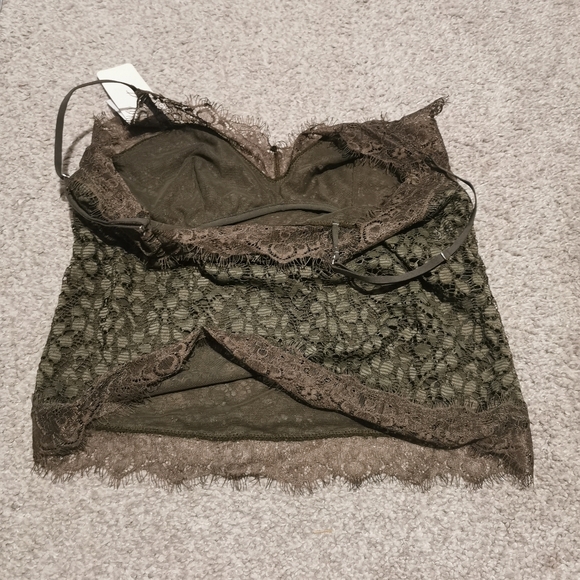 NWT Leonisa green lace cami bralette bra top size Medium - Picture 3 of 6